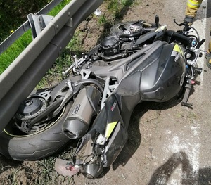 Tragiczny początek majówki w powiecie ząbkowickim. Po raz kolejny apelujemy o ostrożność na drogach.