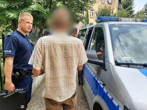 Kierował mając ponad 3 promile alkoholu i zakaz prowadzenia pojazdów. Zatrzymali go ząbkowiccy policjanci.