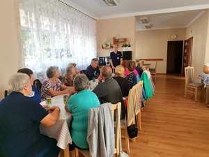 Policyjna profilaktyka seniorów w „Klubie Seniora” w Ząbkowicach Śląskich