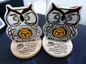 sowy za zajęcie III miejsca Sowi Hardcore w kat. open kobiet 2022 i I miejsce w kategorii policja