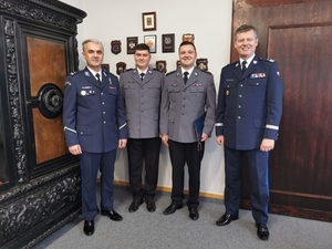 Komendant Wojewódzki Policji we Wrocławiu podziękował policjantom za ich bohaterską postawę