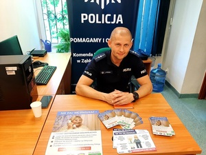 Policja wspólnie z ZUS ostrzegają seniorów przed oszustami