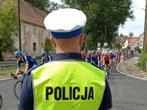 80. Tour de Pologne - policjanci dbali o bezpieczeństwo kolarzy i kibiców