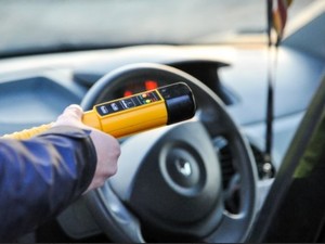 Nietrzeźwy kierujący zatrzymany przez policję na „ósemce”