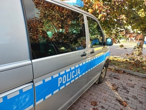 Dzisiaj na drogach policyjna akcja „Pasy i telefon”