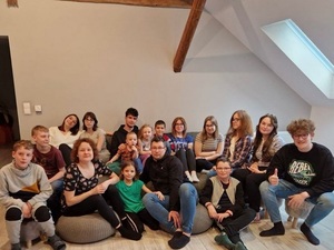 podopieczni wraz z opiekunami-rodzinny dom dziecka Nowa Szansa