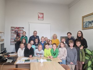 Uczniowie klasy 3 z wizytą na Komendzie Policji