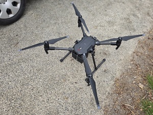 działania z policyjnym dronem, znaki STOP Ząbkowice Śląskie