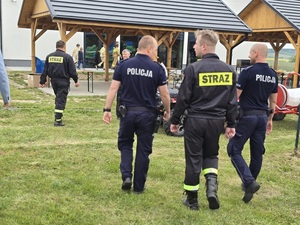 promocja zawodu policjanta na pikniku ohp w Budzowie w dniu 10.05.2025 ,
