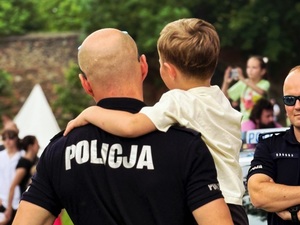 Dzień Dziecka z Policją – bezpieczeństwo i uśmiech idą w parze
