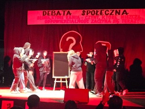debata społeczna z młodzieżą w Ząbkowicach SL w ZOK-u