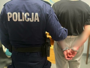Sprawiedliwość przez skuteczność. Zatrzymania osób poszukiwanych przez ząbkowickich policjantów