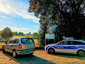 Nietrzeźwa za kierownicą w rejonie szkoły podstawowej. Szybka reakcja policjantów