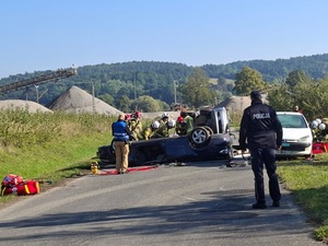 strażacy i policjanci na wspólnych ćwiczeniach "Karambol 2025"