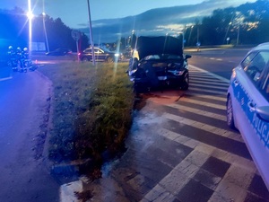 zdarzenie drogowe z udziałem samochodu osobowego, Ząbkowice Śląskie, DK8, noc