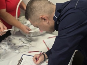 spotkanie z policjantów z seniorami na V Powiatowym Kongresie Kobiet Wiejskich