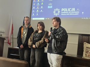 „Słowa mają znaczenie”. Finał konkursu wiedzy o Policji „Razem Bezpieczniej”
