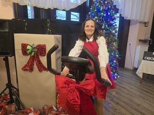 mikołajki z dziećmi i młodzieżą w Domu Pomocy w Bardzie