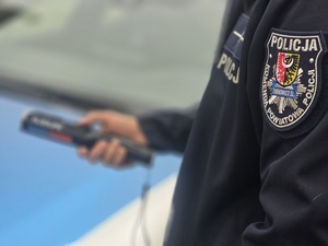 Gdy czujność ratuje życie. Dwóch kierujących po alkoholu zatrzymanych w mikołajki