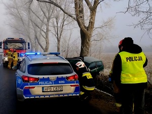 Trudne warunki drogowe i pięć zdarzeń w zaledwie 48 godzin w powiecie ząbkowickim